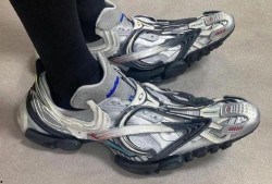 巴黎世家新鞋价格最新爆料,爆款鞋款价格曝光，性价比如何？